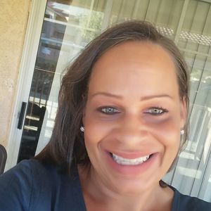 Meet your Posher, Denae